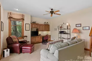268 Sunset Point Rd, Burnsville, NC 28714 - Photo 18
