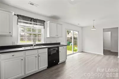 2724 Mulberry Pond Drive, Charlotte, NC 28208 - Photo 10