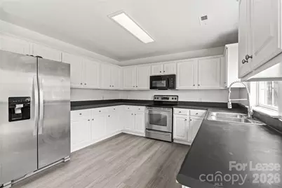 2724 Mulberry Pond Drive, Charlotte, NC 28208 - Photo 8