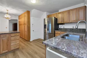 4392 Island Ford Rd, Brevard, NC 28712 - Photo 10
