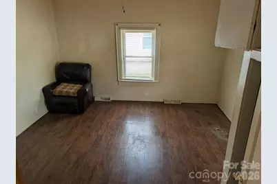 919 W 1st Street, Lowell, NC 28098 - Photo 4