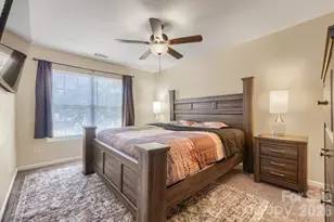 1605 Crandon Dr, Charlotte, NC 28216 - Photo 10