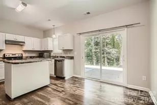 11342 Astoria Dr, Charlotte, NC 28262 - Photo 12