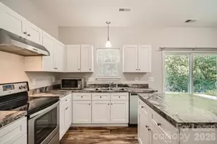11342 Astoria Dr, Charlotte, NC 28262 - Photo 10