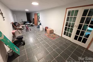 601 Hennessee St, Morganton, NC 28655 - Photo 20