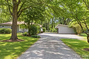 2125 Old Hickory Grove Rd, Mount Holly, NC 28120 - Photo 2