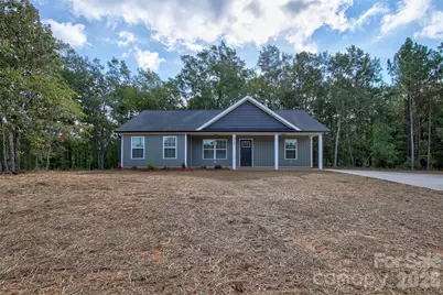 519 S Third Street, McBee, SC 29101 - Photo 2