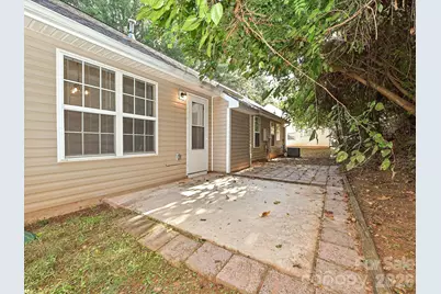 4621 Victory Lane, Charlotte, NC 28269 - Photo 14