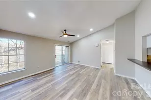 9617 Vinca Cir, Charlotte, NC 28213 - Photo 8
