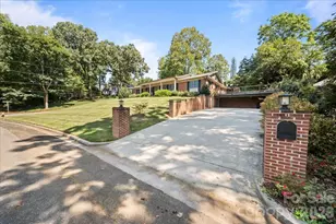 102 Hillside Ln, Morganton, NC 28655 - Photo 4