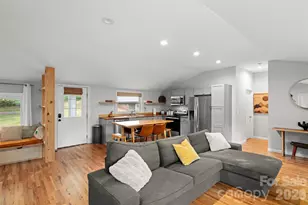 28 Long Cove Rd, Candler, NC 28715 - Photo 4