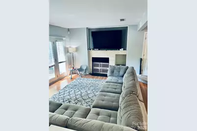423 W 8th Street #73, Charlotte, NC 28202 - Photo 4