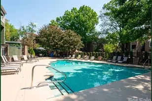 423 W 8th St, Charlotte, NC 28202 - Photo 16