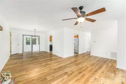 106 Turner Lane, Hendersonville, NC 28791 - Photo 8