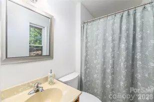 106 Turner Ln, Hendersonville, NC 28791 - Photo 20