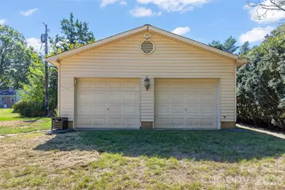 933 Coulwood Drive, Charlotte, NC 28214 - Photo 42