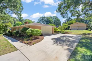 933 Coulwood Dr, Charlotte, NC 28214 - Photo 34
