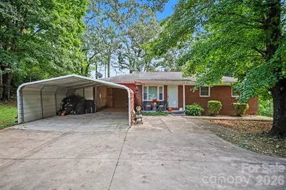 1308 E Stagecoach Trail, Lawndale, NC 28090 - Photo 4