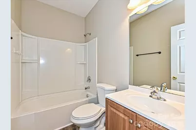 8318 Rockmoor Ridge Road, Charlotte, NC 28215 - Photo 20