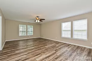 8318 Rockmoor Ridge Rd, Charlotte, NC 28215 - Photo 26