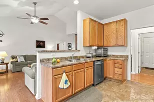 78 Brookstone Ct, Hendersonville, NC 28792 - Photo 28
