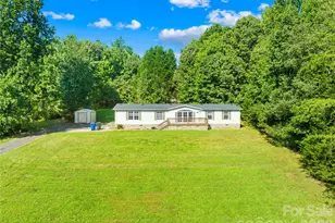 147 Gloria Brook Dr, Statesville, NC 28677 - Photo 2
