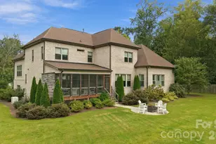 3948 Carmel Acres Dr, Charlotte, NC 28226 - Photo 4