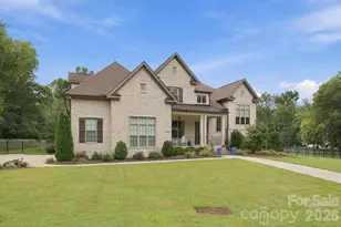 3948 Carmel Acres Dr, Charlotte, NC 28226 - Photo 2