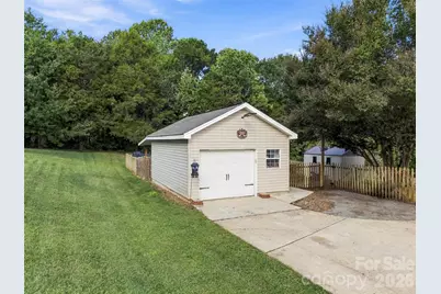 130 Ridge Creek Court, Salisbury, NC 28147 - Photo 32
