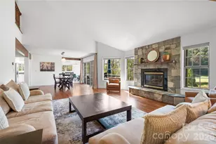 108 June Ct, Lake Lure, NC 28746 - Photo 6