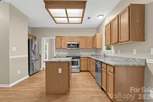 4635 Appley Mead Ln, Charlotte, NC 28269 - Photo 6