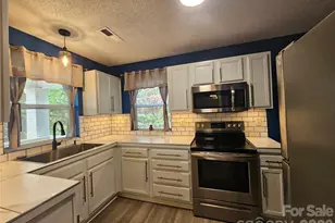 713 E Lexington Rd, Mocksville, NC 27028 - Photo 12