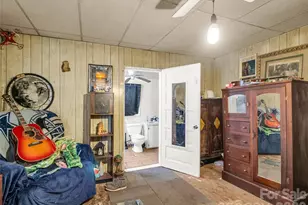 217 Broad St, Shelby, NC 28152 - Photo 18