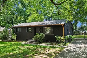 2616 Springway Dr, Charlotte, NC 28205 - Photo 1