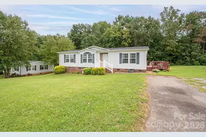 2224 Sterling Ridge Drive, Newton, NC 28658 - Photo 4