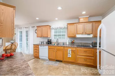 2224 Sterling Ridge Drive, Newton, NC 28658 - Photo 12