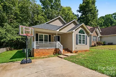 1560 Cambridge Heights Place NW, Concord, NC 28027 - Photo 2