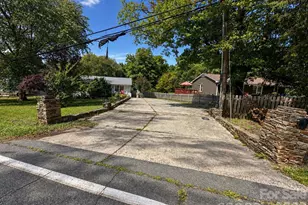 4711 Summit Ave, Greensboro, NC 27405 - Photo 2