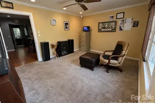 4711 Summit Ave, Greensboro, NC 27405 - Photo 4