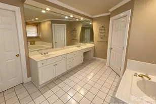 4711 Summit Ave, Greensboro, NC 27405 - Photo 16
