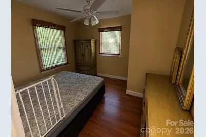 4711 Summit Avenue #4, Greensboro, NC 27405 - Photo 10