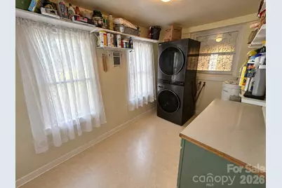 4711 Summit Avenue #4, Greensboro, NC 27405 - Photo 18