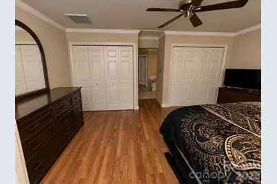4711 Summit Avenue #4, Greensboro, NC 27405 - Photo 14
