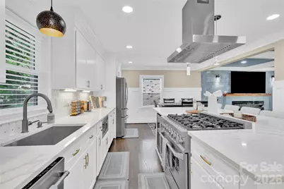 6639 Ronda Avenue, Charlotte, NC 28211 - Photo 18