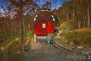 425 Bob Barnwell Rd, Asheville, NC 28803 - Photo 2