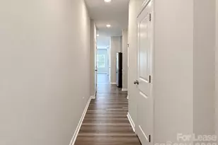 6518 Harlech St, Charlotte, NC 28269 - Photo 6