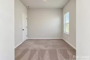 6518 Harlech St, Charlotte, NC 28269 - Photo 46