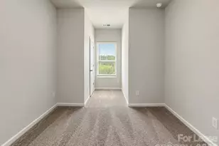 6518 Harlech St, Charlotte, NC 28269 - Photo 26