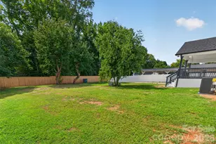 3001 Dalecrest Dr, Charlotte, NC 28269 - Photo 48