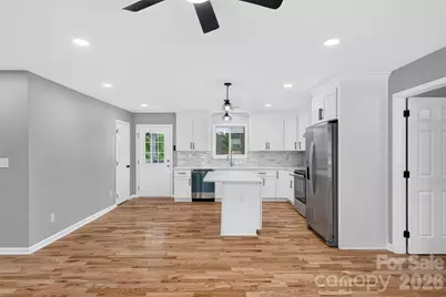 3001 Dalecrest Drive, Charlotte, NC 28269 - Photo 36